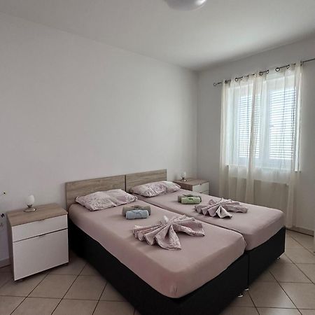 Seaview Apartments Koper Eksteriør billede