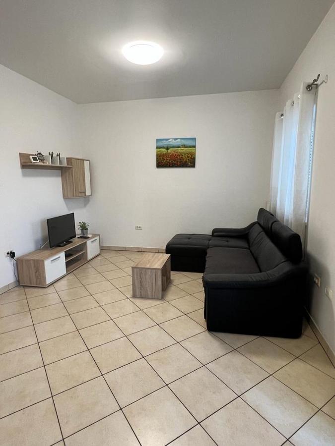 Seaview Apartments Koper Eksteriør billede
