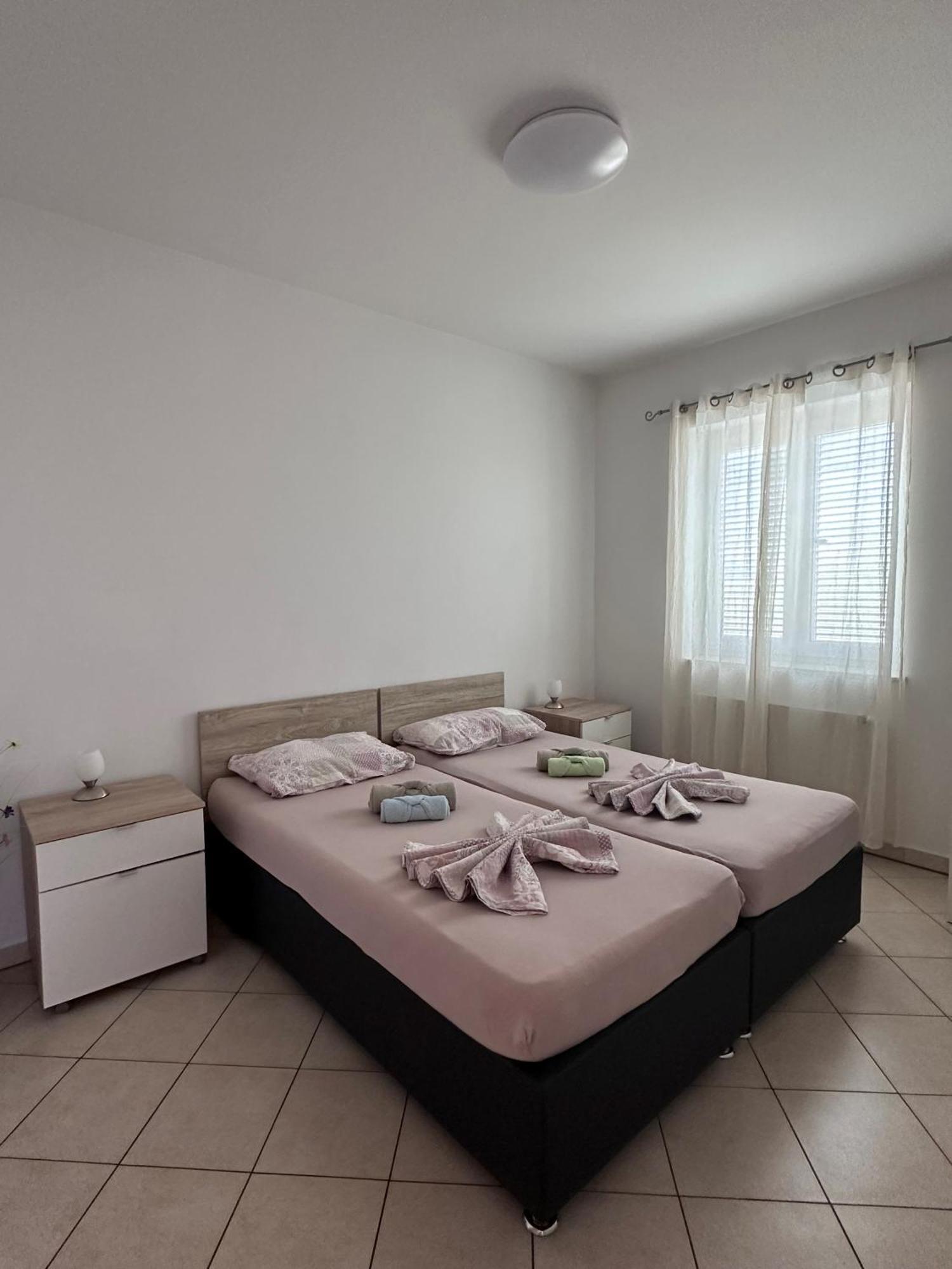Seaview Apartments Koper Eksteriør billede